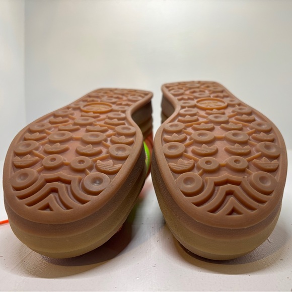 Adidas Gazelle Bold in Solar Orange/Solar Green mens size 9 - Picture 8 of 13